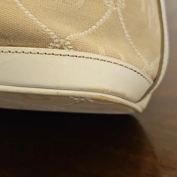 Dooney & Bourke Monogram Signature Drawstring Bucket Shoulder Bag White Leather - Picture 16 of 17